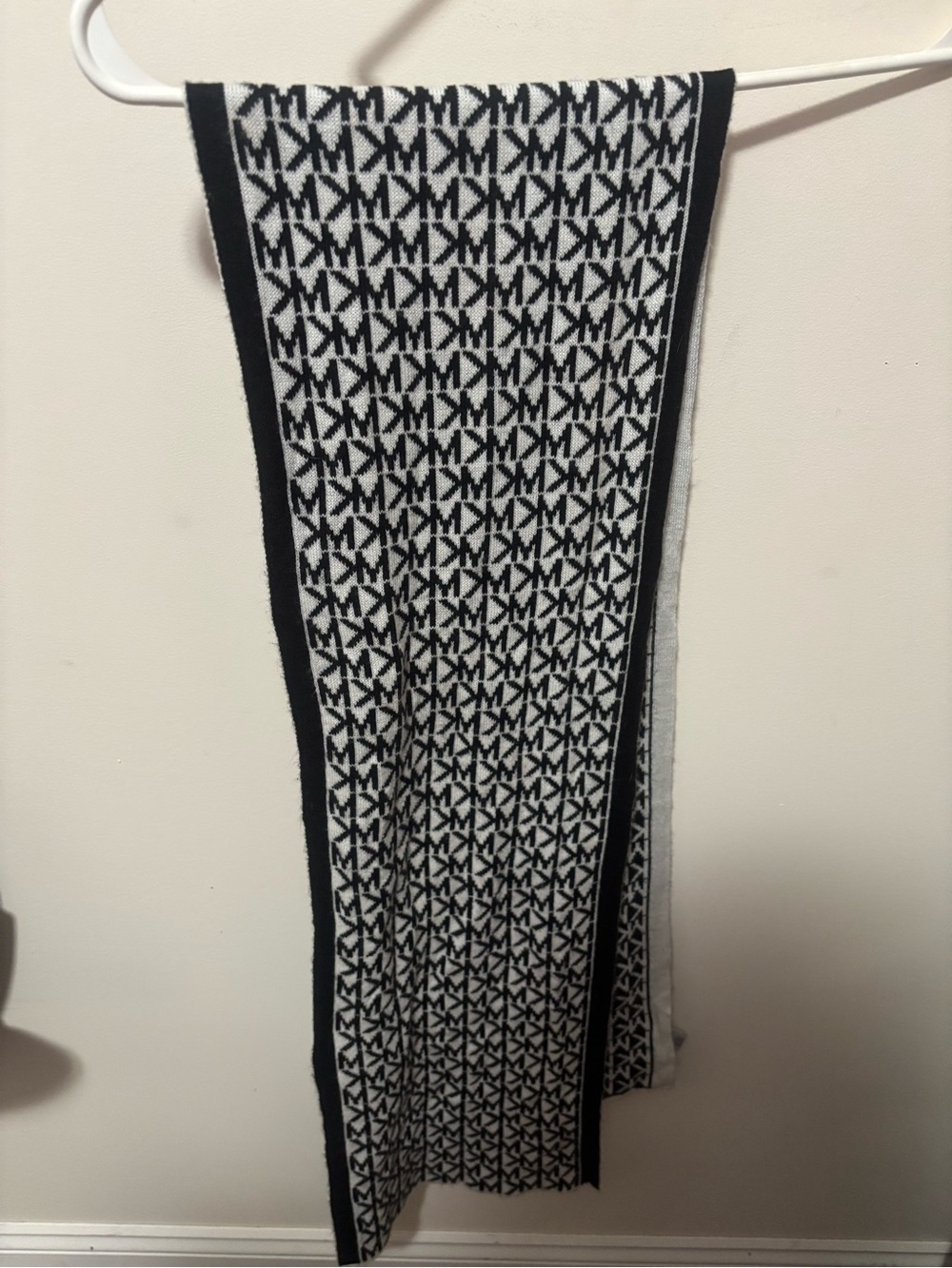 Michael Kors scarf